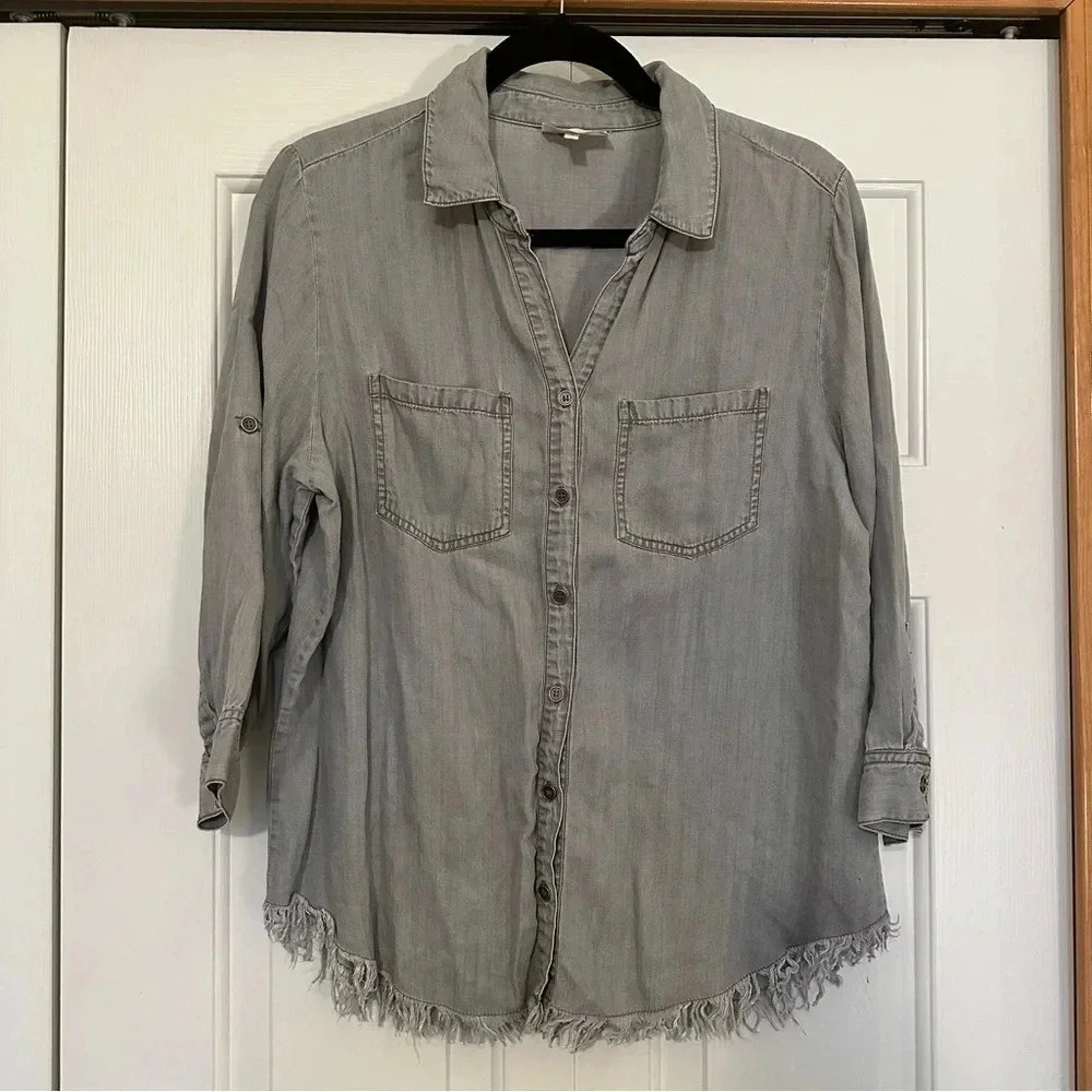 HESTER &‎ ORCHARD TENCEL BUTTON UP
COLLARED BLOUSE